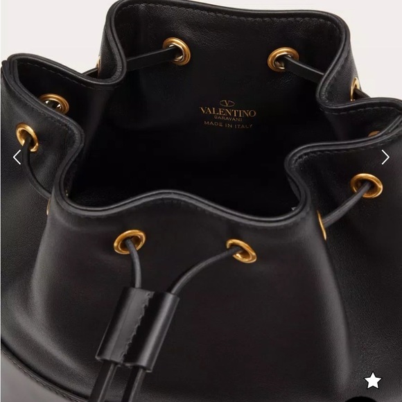 Valentino Garavani VLogo Mini Bucket Bag Black Nappa Leather Gold Chain - Picture 3 of 15